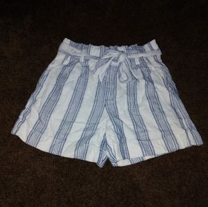 ✌🏻 H&M Shorts ✌🏻